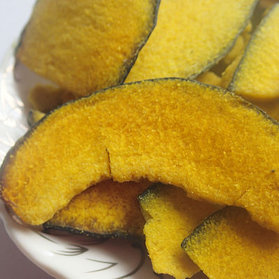 شراء الخضار المجففة هي أهم الوجبات الخفيفة الصحية لشرائح اليقطين المقلية بالفراغ لعام 2022 online manufacture