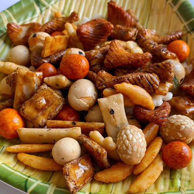 شراء ارتفاع درجة الحرارة الخبز الأرز المفرقع وجبات خفيفة مختلطة خدمة مخصصة الفول السوداني online manufacture