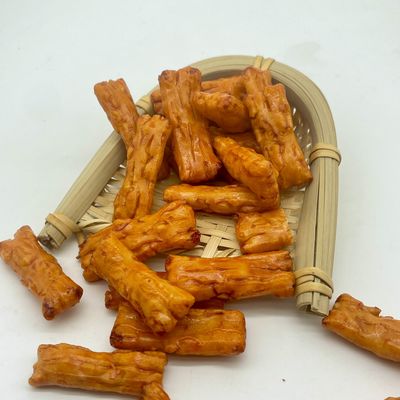 شراء كعك الأرز اللزج الوجبات الخفيفة المثيرة المستطيلة كعك الأرز الجريء طعم فريد الشكل online manufacture