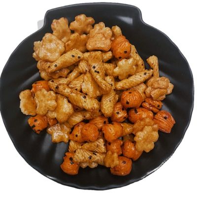 سعر جيد مجموعة متنوعة من النكهات المختلطة من الأرز الياباني وجبات خفيفة من الحبوب الانترنت
