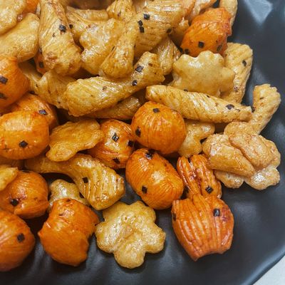 سعر جيد وجبة خفيفة يابانية مستوردة من اللحم البقري اللذيذ والمملح الانترنت