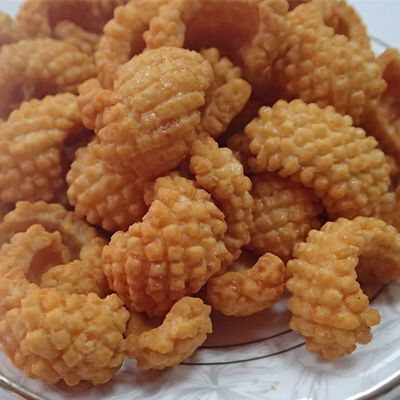 سعر جيد تغليف قابل للتخصيص كسارة الأرز المقرمش المقلية وجبات خفيفة منتفخة للأطفال الانترنت