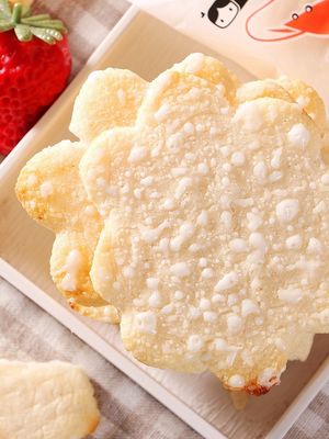 تذوق القرمشة: وجبات خفيفة من لحم الروبيان المعبأ بشكل فردي